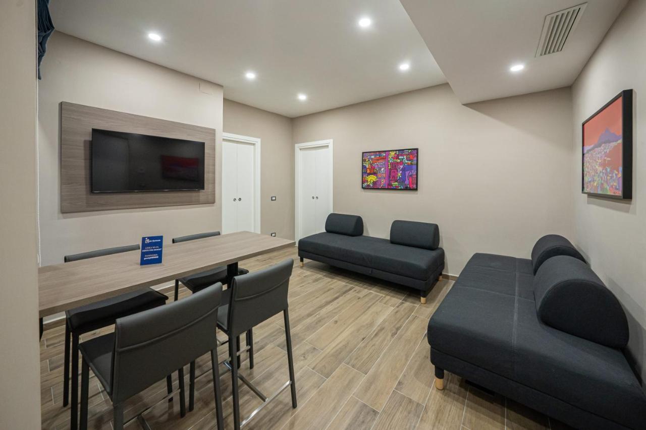 Famalu Apartments ナポリ エクステリア 写真