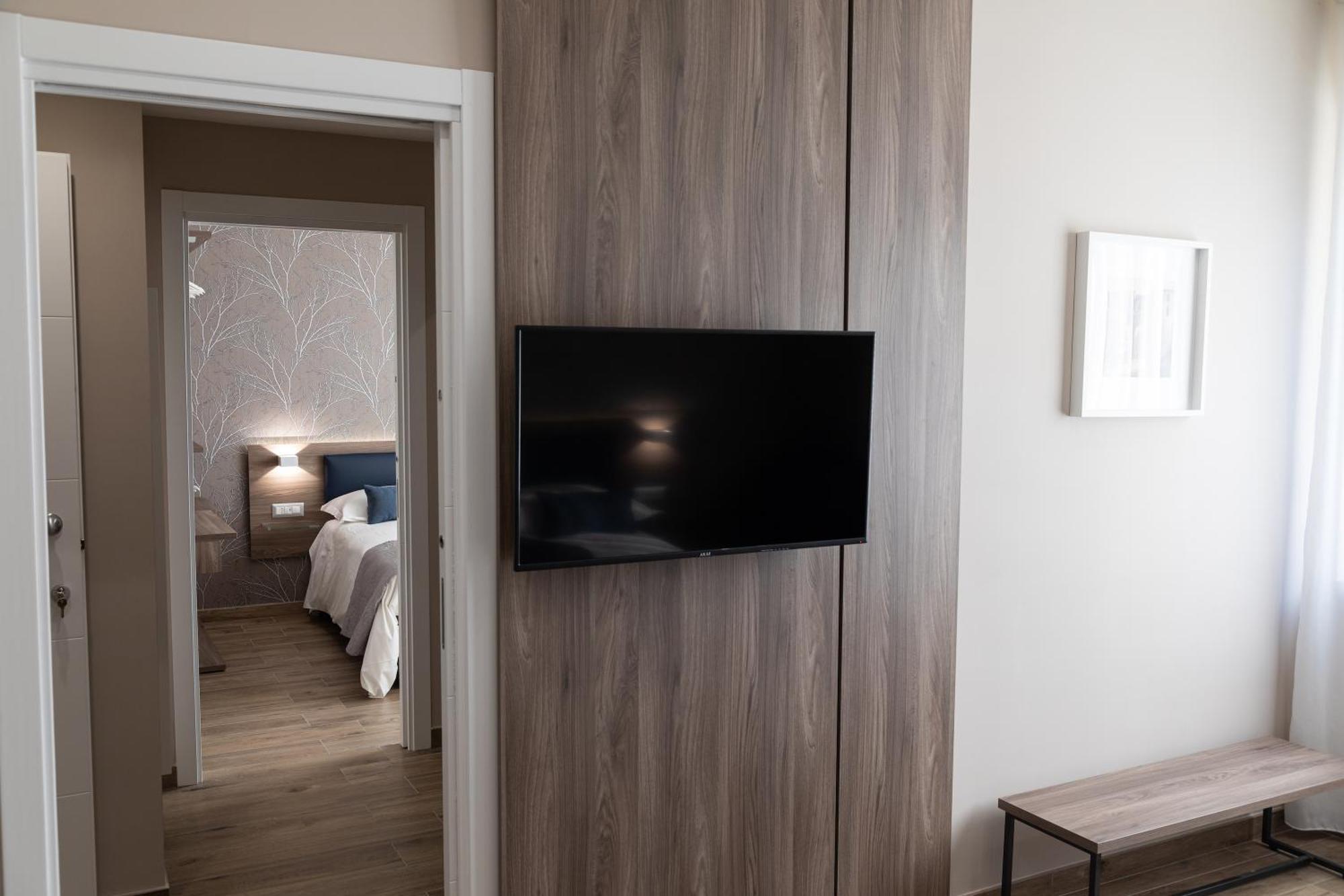 Famalu Apartments ナポリ エクステリア 写真