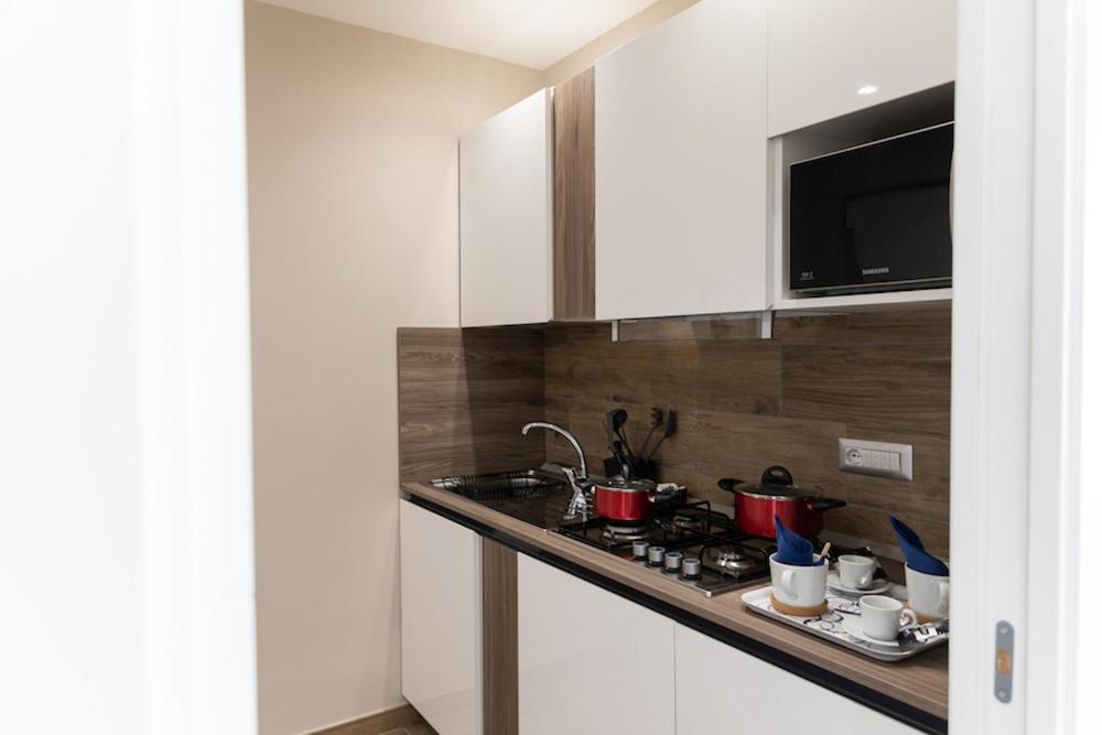 Famalu Apartments ナポリ エクステリア 写真