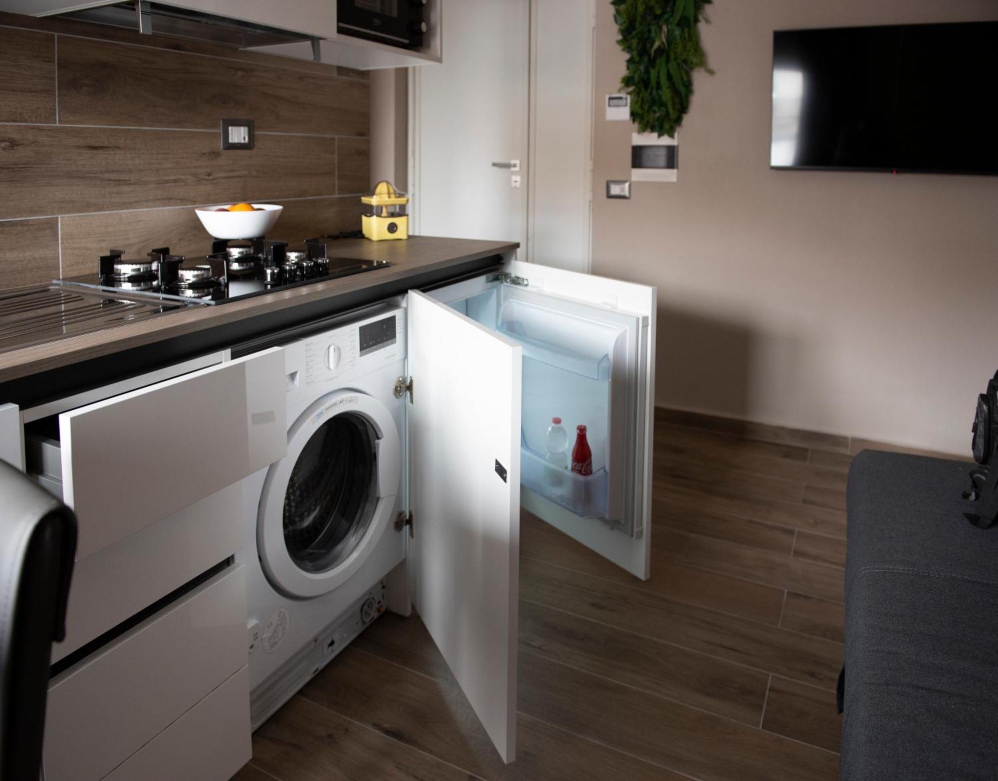 Famalu Apartments ナポリ エクステリア 写真