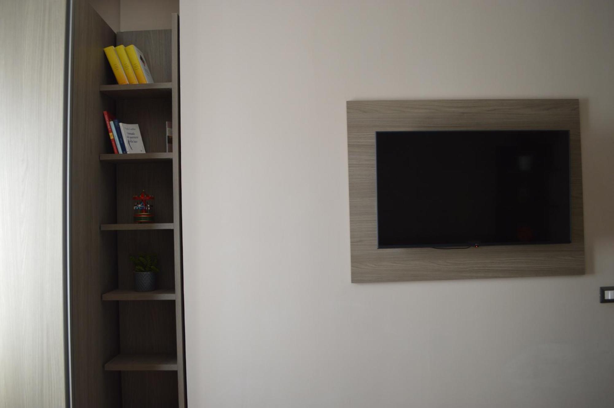 Famalu Apartments ナポリ エクステリア 写真