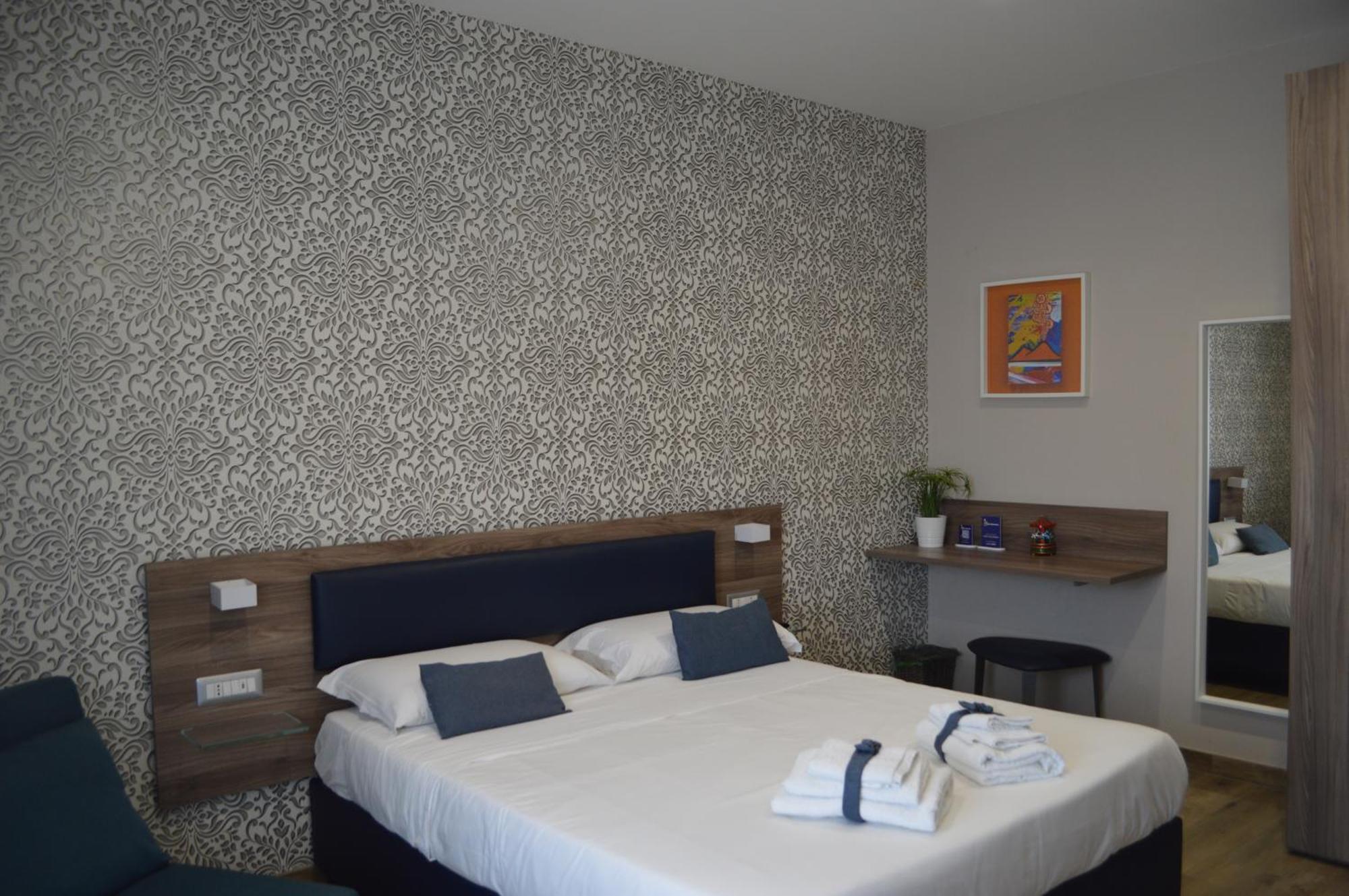 Famalu Apartments ナポリ エクステリア 写真
