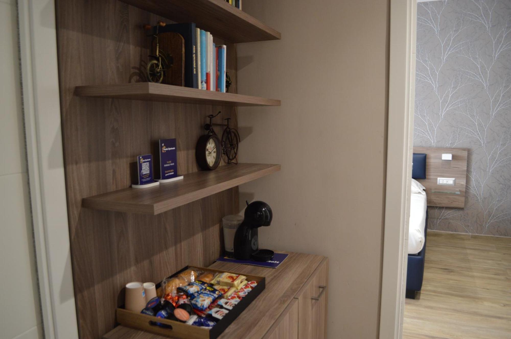 Famalu Apartments ナポリ エクステリア 写真