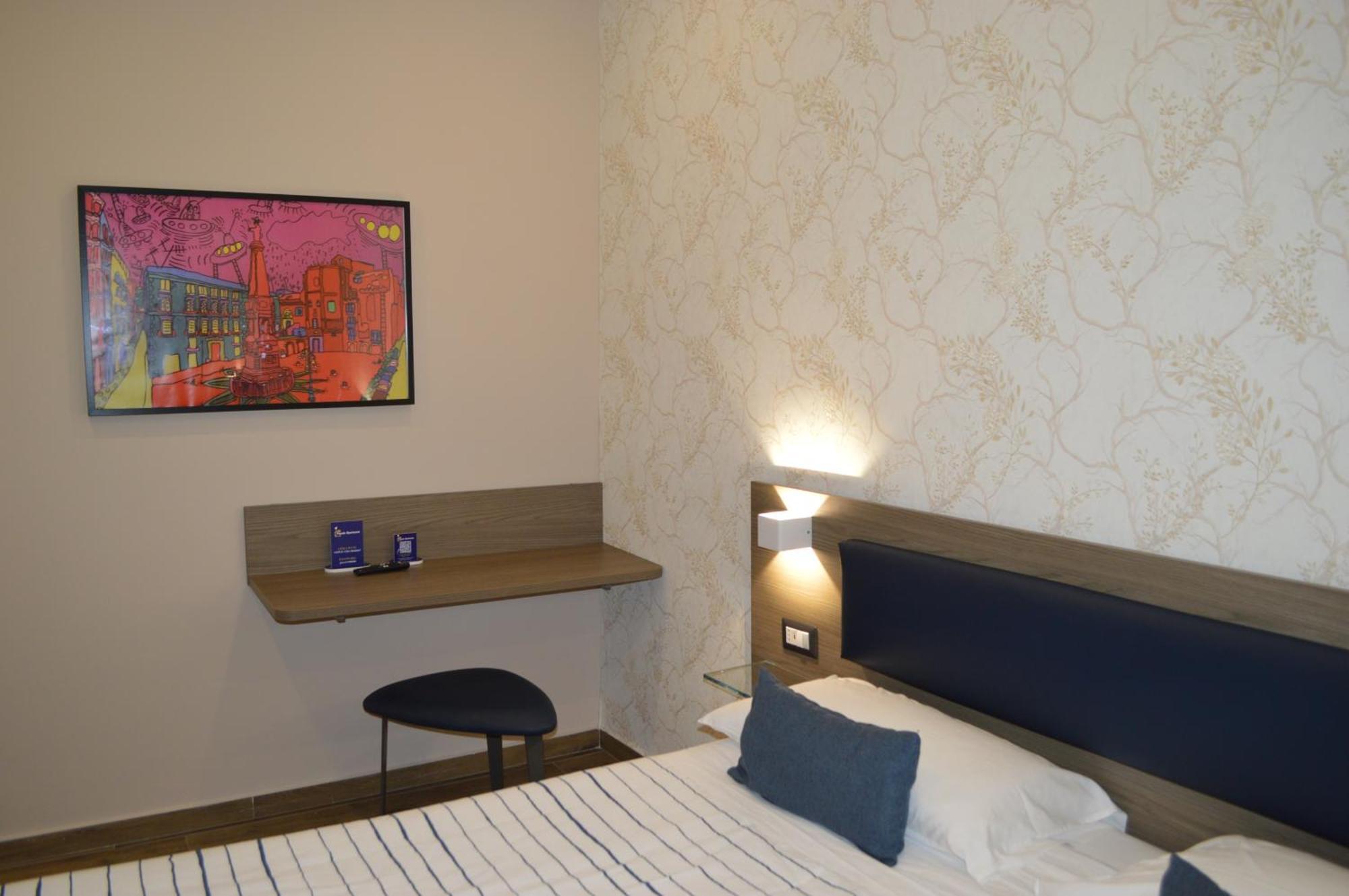 Famalu Apartments ナポリ エクステリア 写真